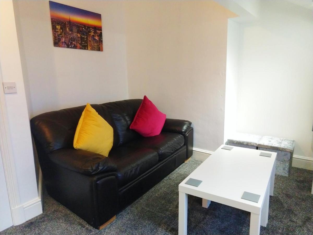 Derwent Street Apartment 3 - Self Contained - 2 Bed Self Catering Apartment Workington Bagian luar foto
